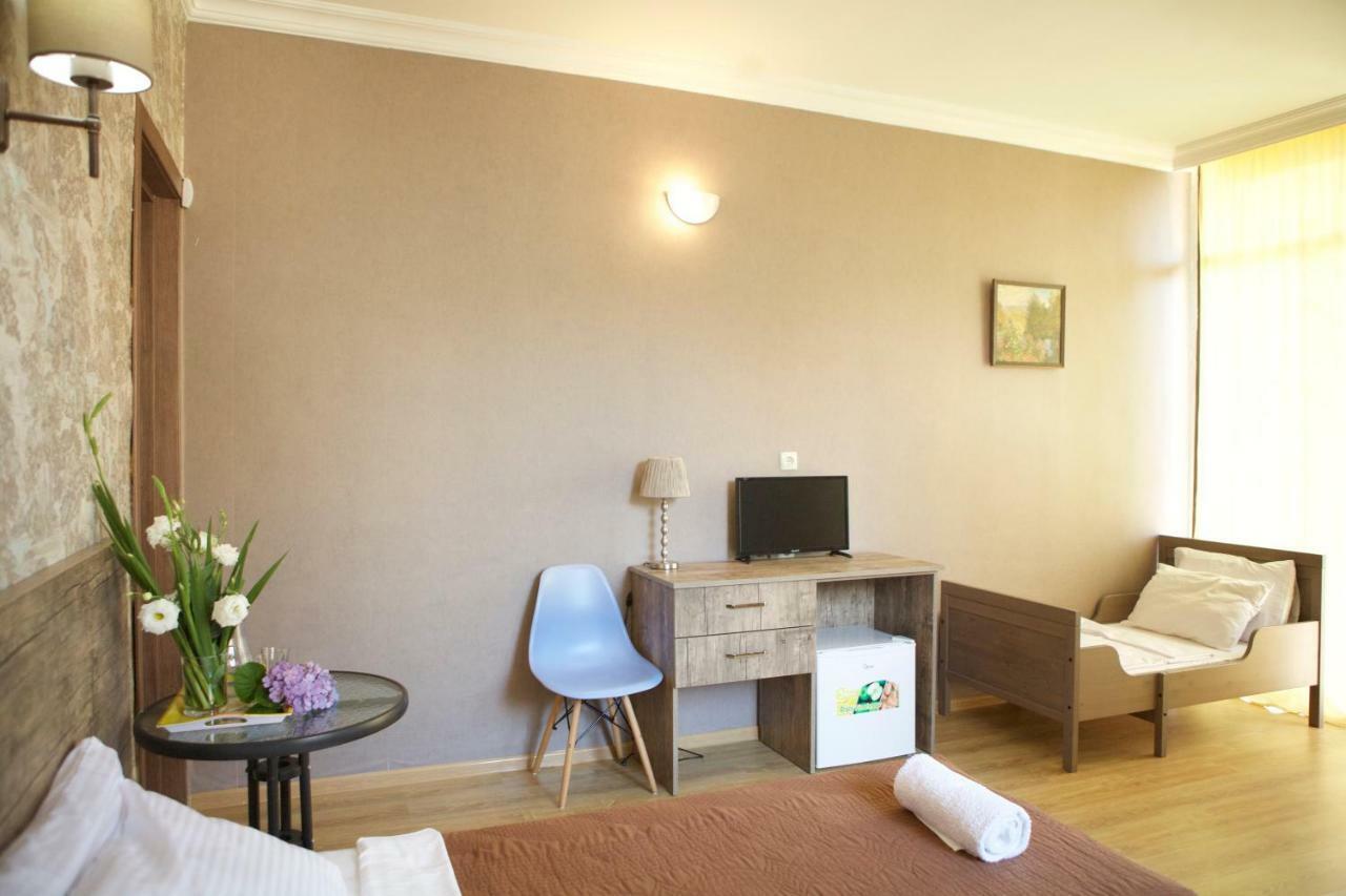 Terassa Hotel Kobuleti Ngoại thất bức ảnh